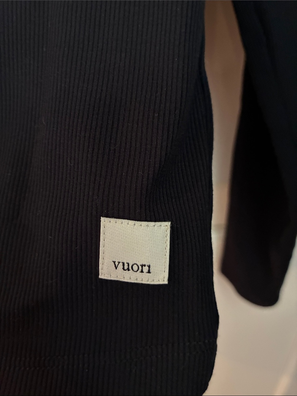 Vuori Black Long Sleeve Scoop Neck Tee - Picture 2 of 3